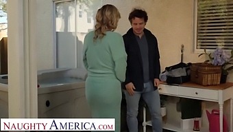 Voluptuous Blonde Rachael Cavalli Seduces And Pleasures The Repairman With A Tantalizing Blowjob And Passionate Riding