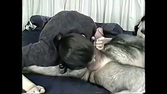 Muslim Woman From Egypt Gives A Blowjob In A Homemade Video